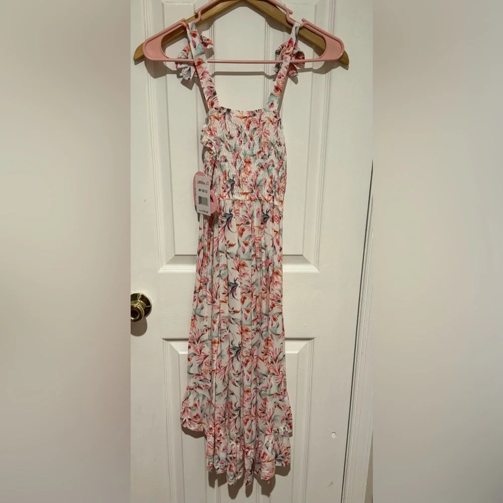 NWT | Kids Size 10/12 | 1st Kiss Girls | Smocked Floral Dress